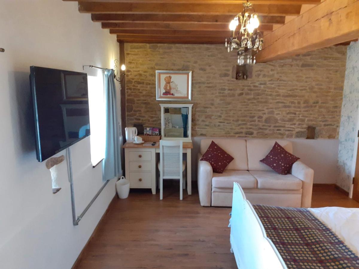 Bed and Breakfast The Byre North End Farm à Ashton Keynes Extérieur photo